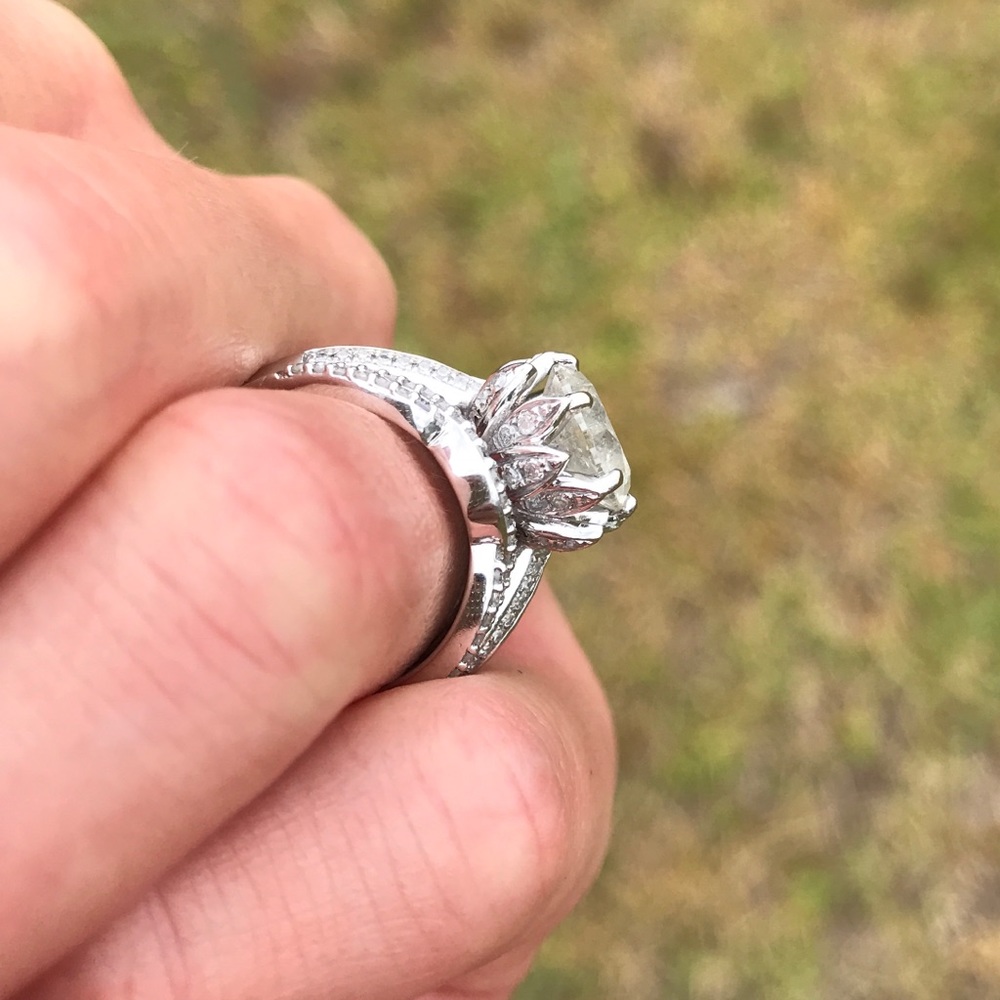 β¨π Wedding Ring πβ¨π - Picture 5 of 8